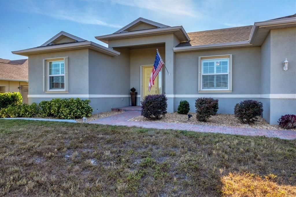 待售: $397,000 (3 贝兹, 2 浴室, 2032 平方英尺)