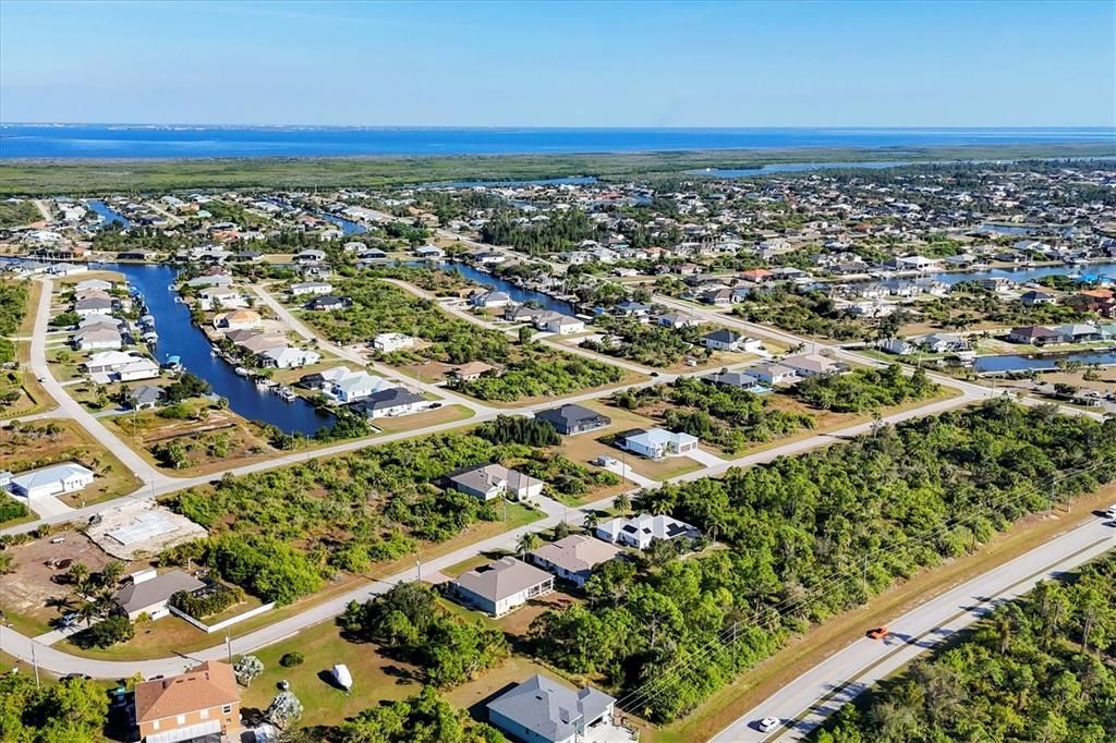 待售: $397,000 (3 贝兹, 2 浴室, 2032 平方英尺)