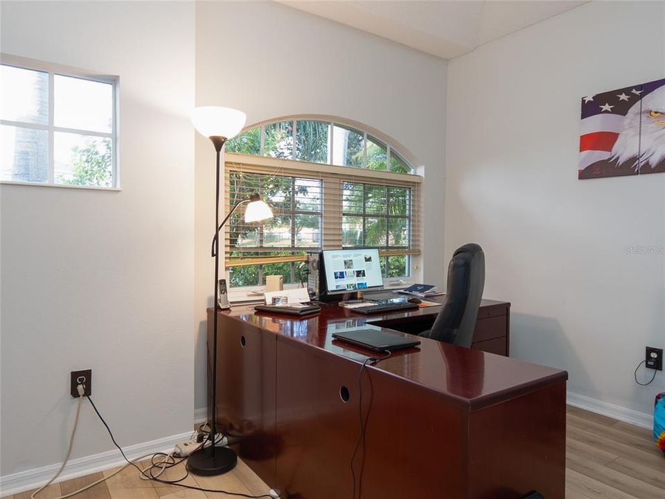 En Renta: $3,950 (5 camas, 3 baños, 2862 Pies cuadrados)