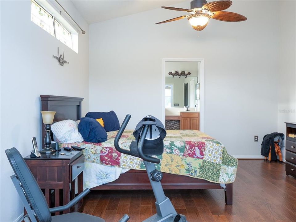 En Renta: $3,950 (5 camas, 3 baños, 2862 Pies cuadrados)