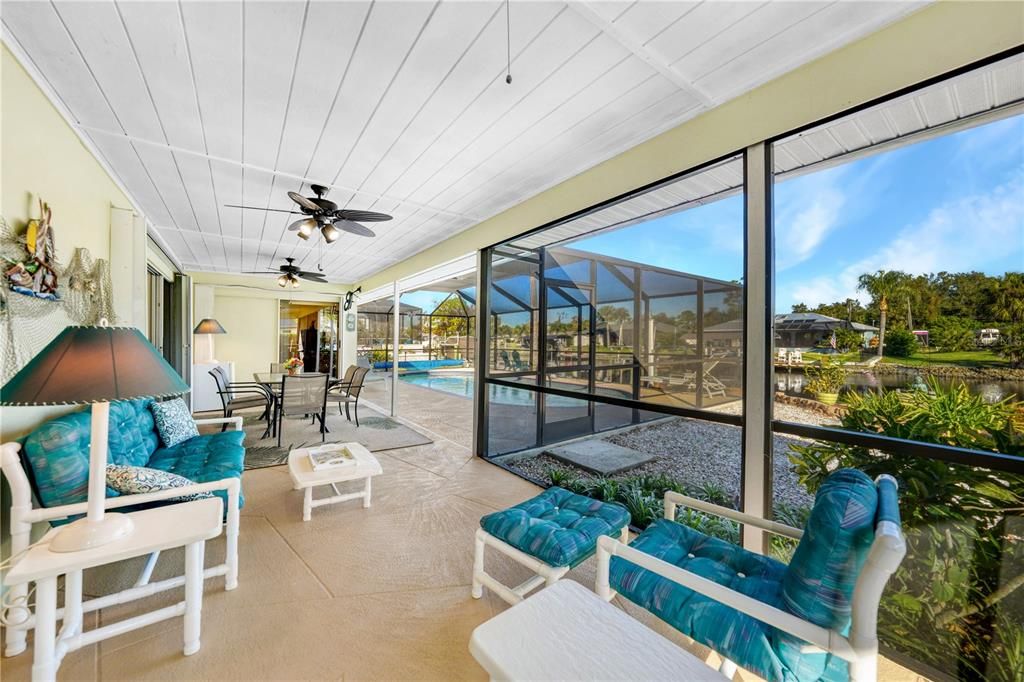 For Sale: $425,000 (3 beds, 2 baths, 1330 Square Feet)