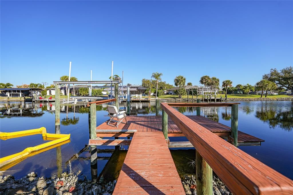 For Sale: $425,000 (3 beds, 2 baths, 1330 Square Feet)