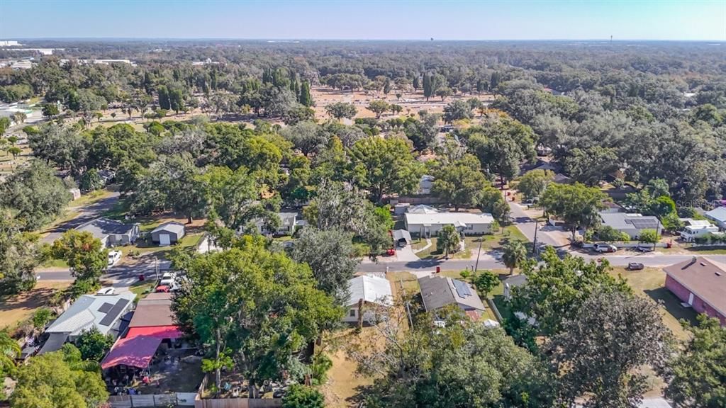 待售: $199,000 (2 贝兹, 2 浴室, 840 平方英尺)