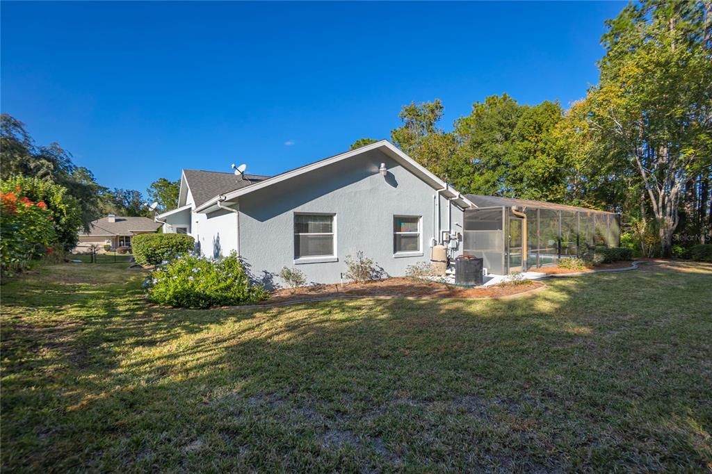 待售: $370,000 (4 贝兹, 2 浴室, 2392 平方英尺)