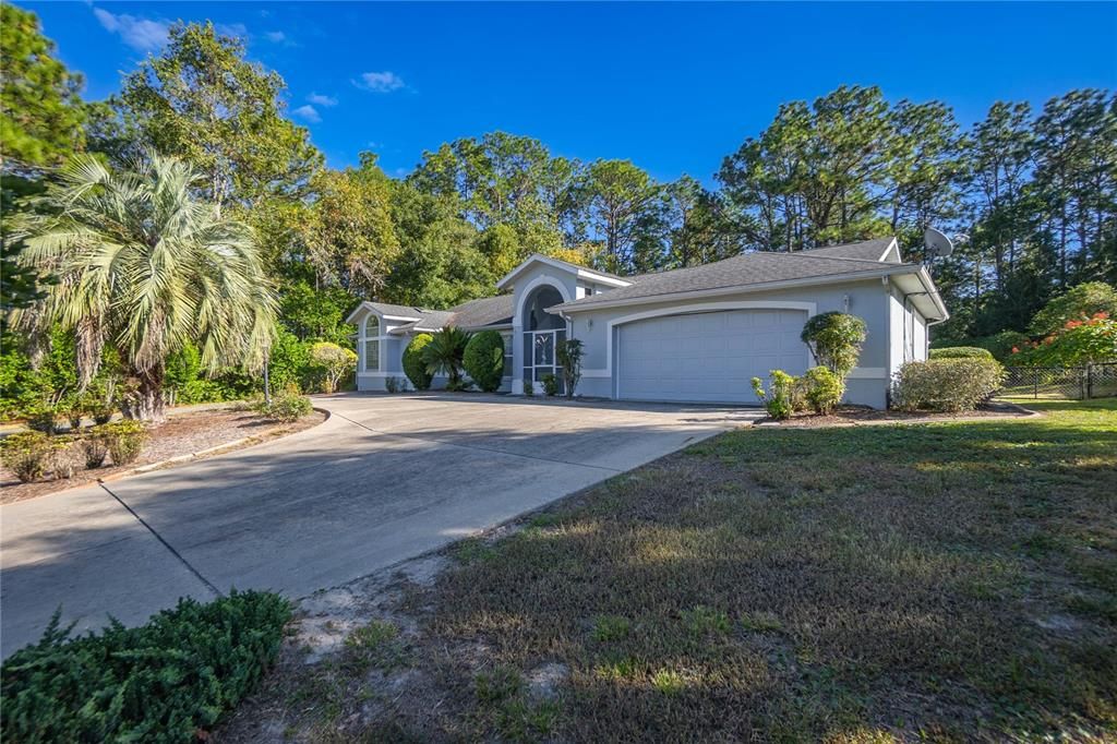 待售: $370,000 (4 贝兹, 2 浴室, 2392 平方英尺)