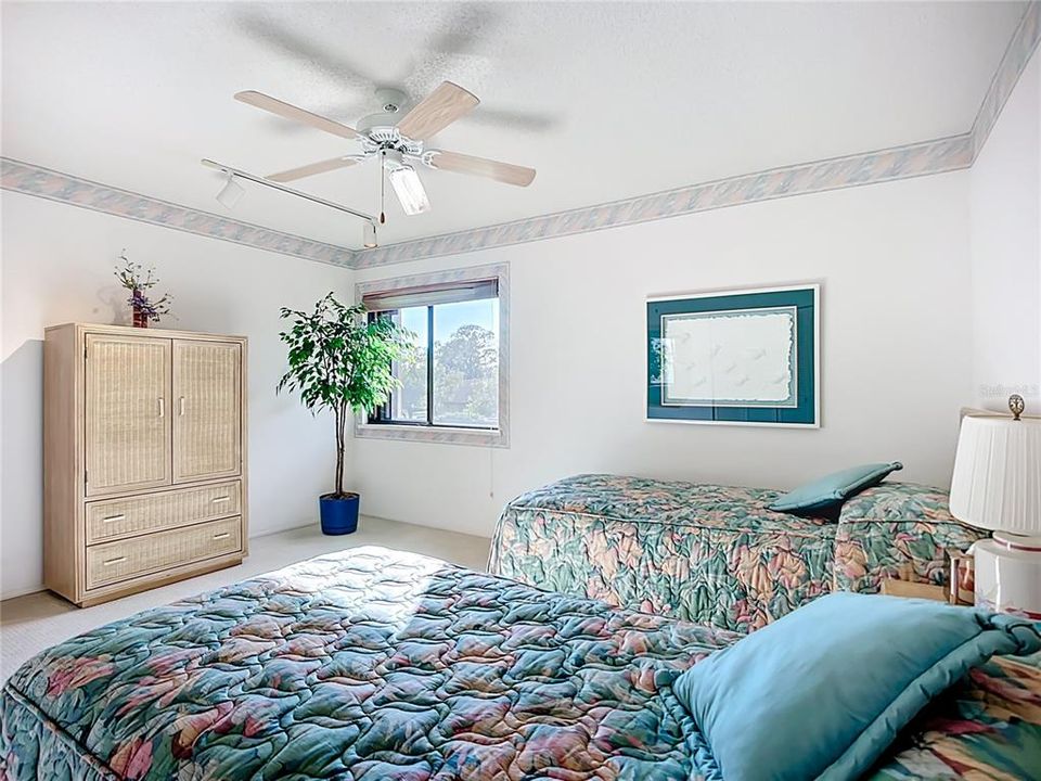 En Venta: $349,000 (3 camas, 2 baños, 2124 Pies cuadrados)