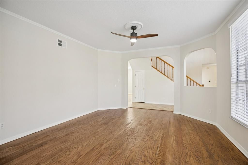 На продажу: $825,000 (6 спален, 3 ванн, 3802 Квадратных фут)