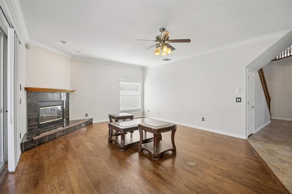 На продажу: $825,000 (6 спален, 3 ванн, 3802 Квадратных фут)