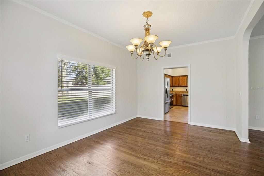 На продажу: $825,000 (6 спален, 3 ванн, 3802 Квадратных фут)