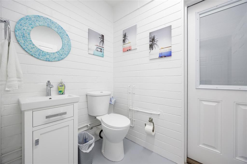 En Venta: $847,000 (3 camas, 2 baños, 1218 Pies cuadrados)