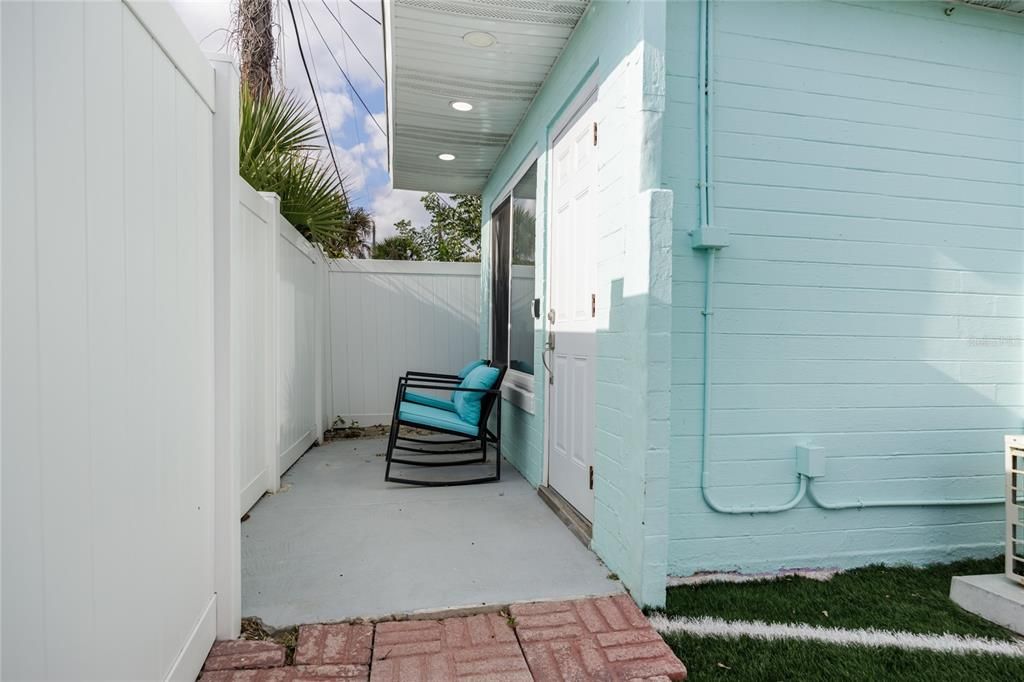 En Venta: $847,000 (3 camas, 2 baños, 1218 Pies cuadrados)