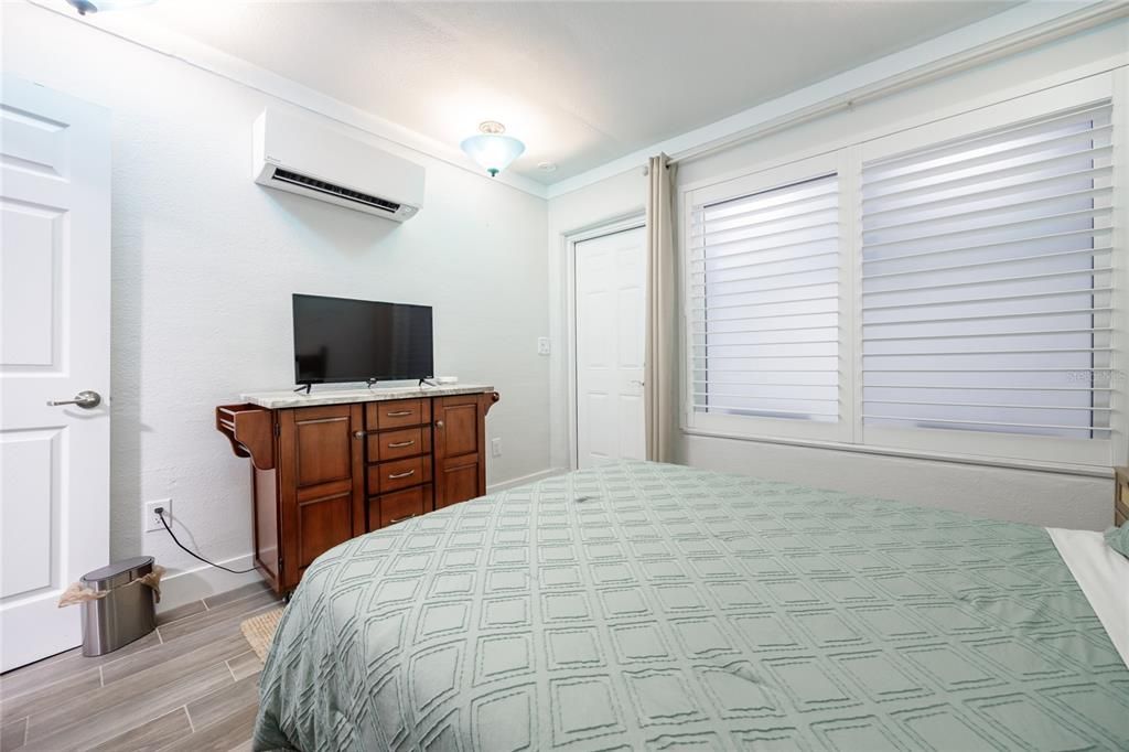 En Venta: $847,000 (3 camas, 2 baños, 1218 Pies cuadrados)