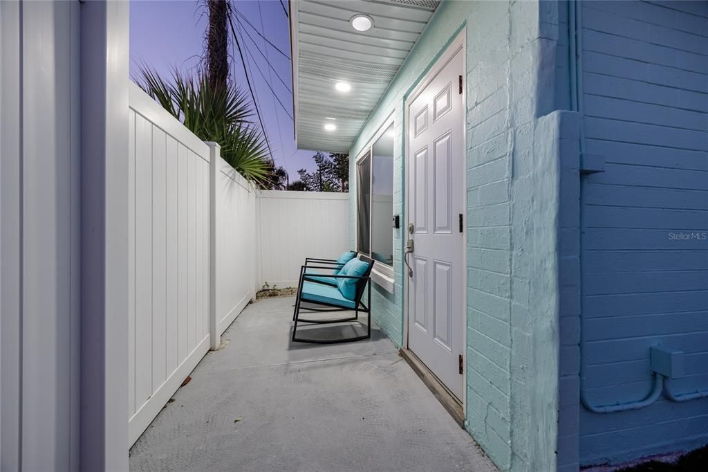 En Venta: $847,000 (3 camas, 2 baños, 1218 Pies cuadrados)