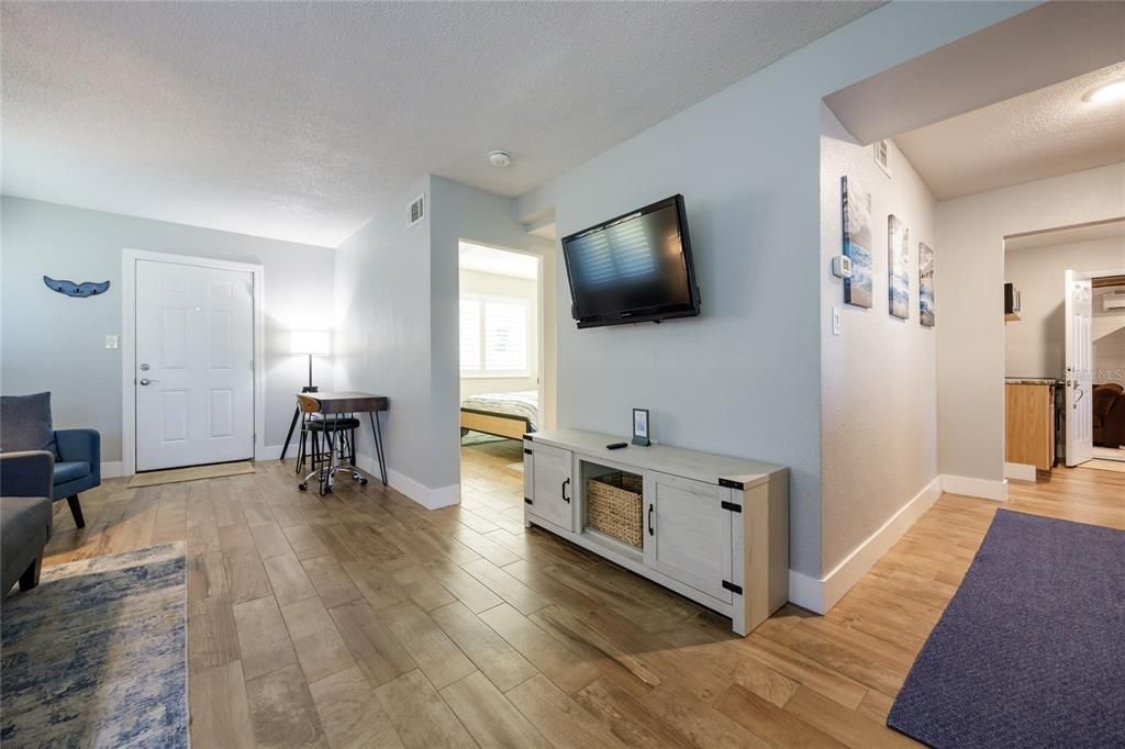 En Venta: $847,000 (3 camas, 2 baños, 1218 Pies cuadrados)