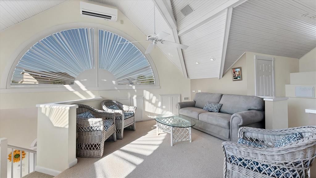 待售: $2,995,000 (4 贝兹, 4 浴室, 2987 平方英尺)