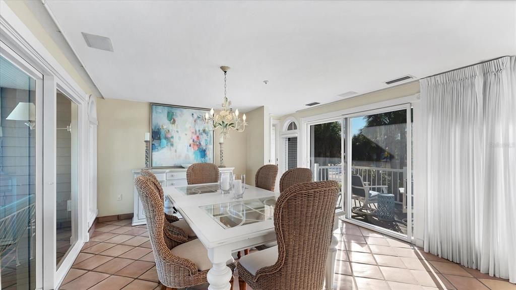 待售: $2,995,000 (4 贝兹, 4 浴室, 2987 平方英尺)