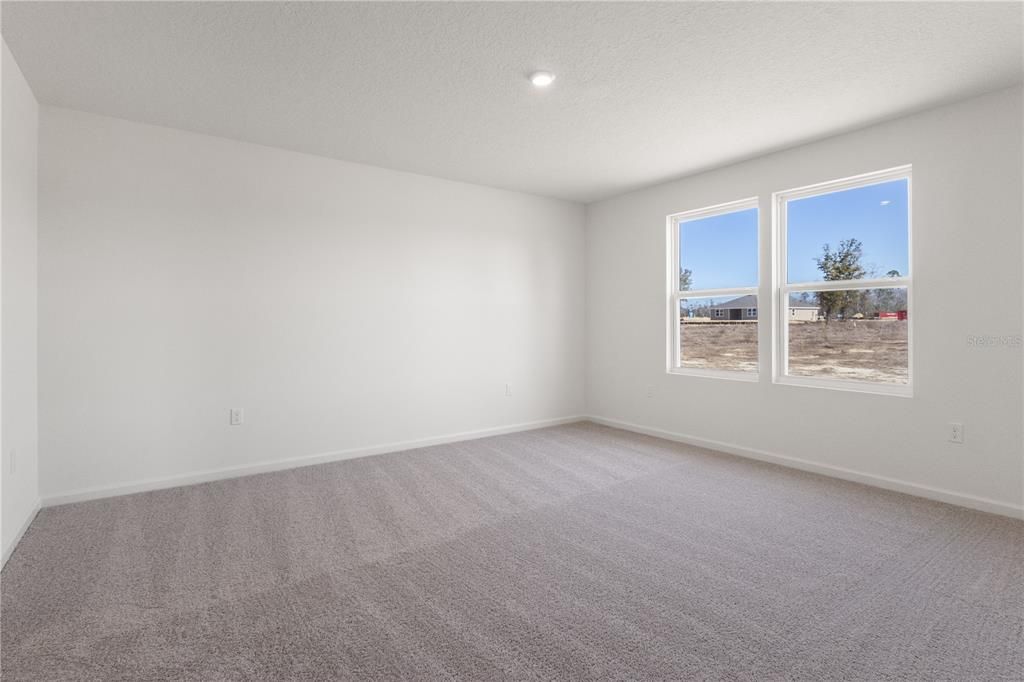 На продажу: $325,888 (4 спален, 2 ванн, 1773 Квадратных фут)