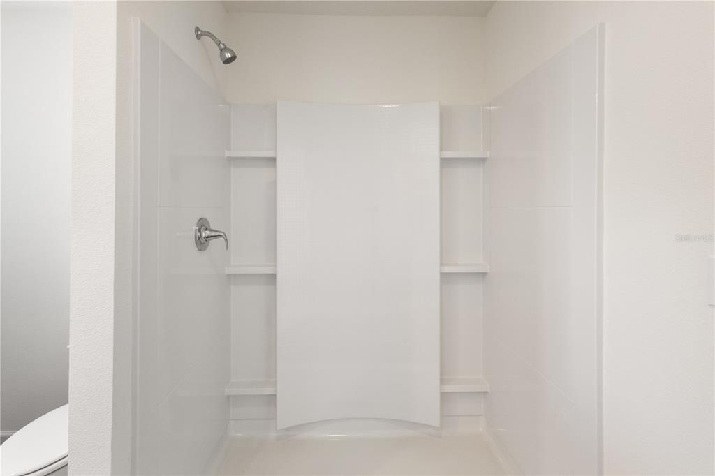 На продажу: $325,888 (4 спален, 2 ванн, 1773 Квадратных фут)