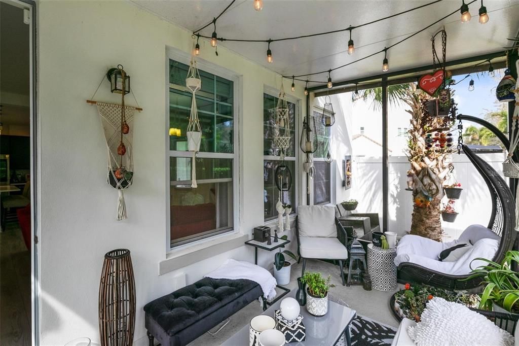 出租: $3,000 (3 贝兹, 2 浴室, 2083 平方英尺)