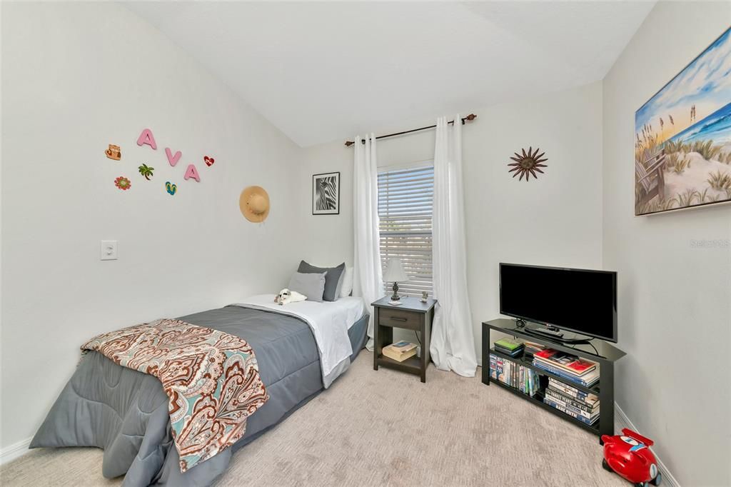 待售: $299,990 (3 贝兹, 2 浴室, 1343 平方英尺)