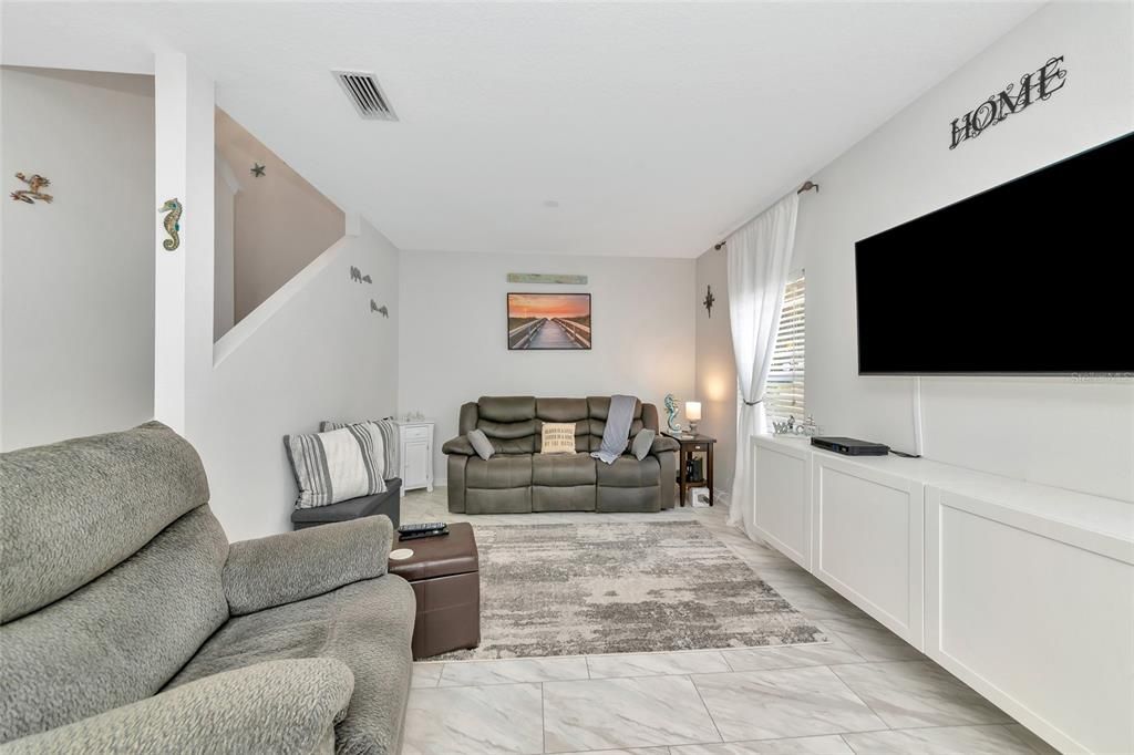 待售: $299,990 (3 贝兹, 2 浴室, 1343 平方英尺)