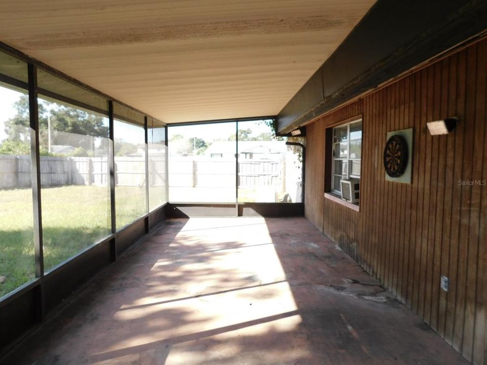 待售: $255,000 (3 贝兹, 2 浴室, 1220 平方英尺)