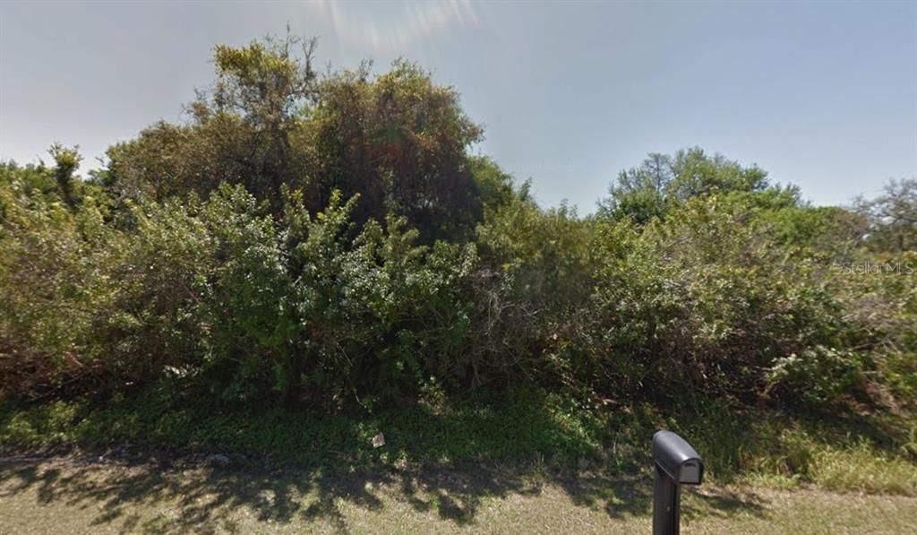 En Venta: $18,500 (0.23 acres)