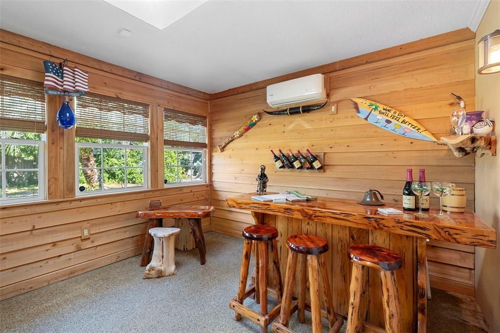 For Sale: $375,000 (3 beds, 2 baths, 2050 Square Feet)