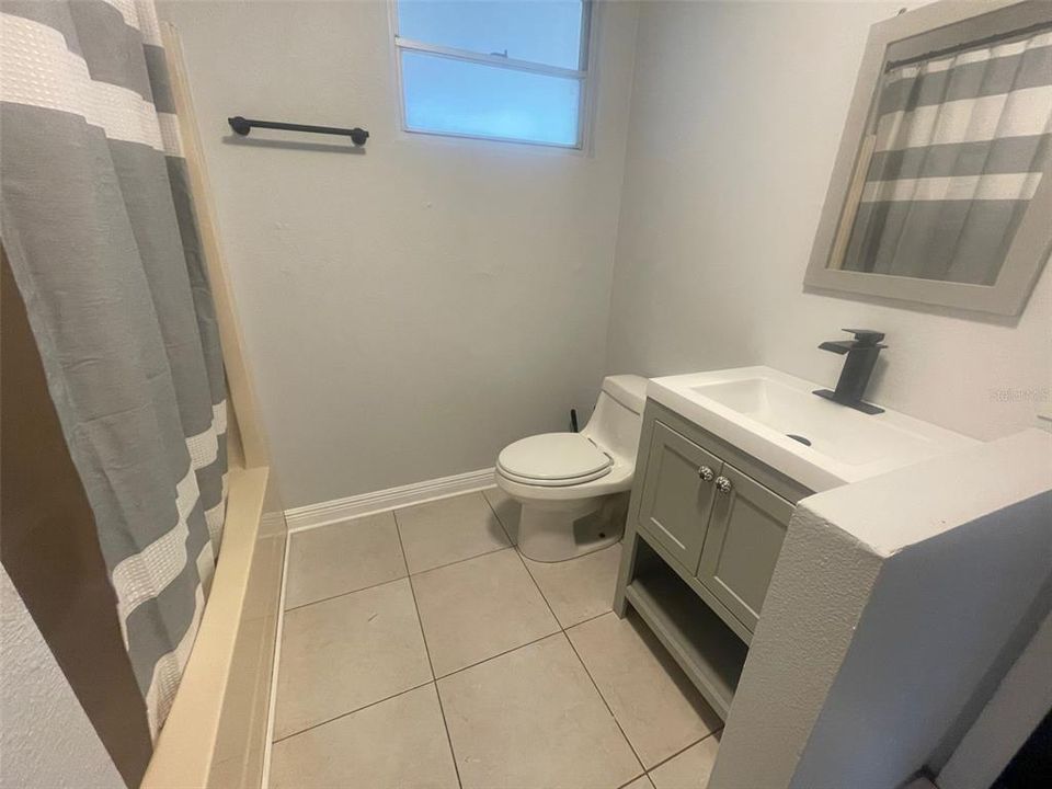 En Renta: $2,250 (3 camas, 2 baños, 1308 Pies cuadrados)