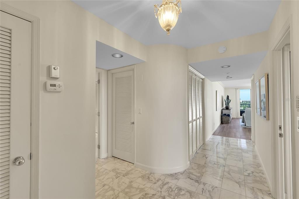 For Sale: $1,499,000 (2 beds, 2 baths, 1602 Square Feet)