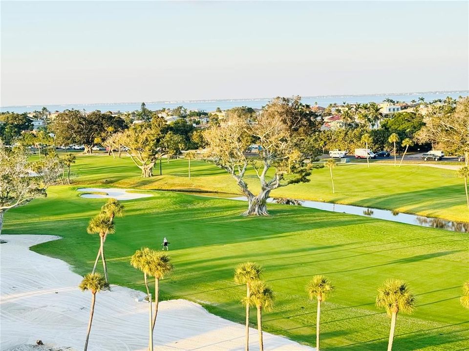 For Sale: $1,499,000 (2 beds, 2 baths, 1602 Square Feet)