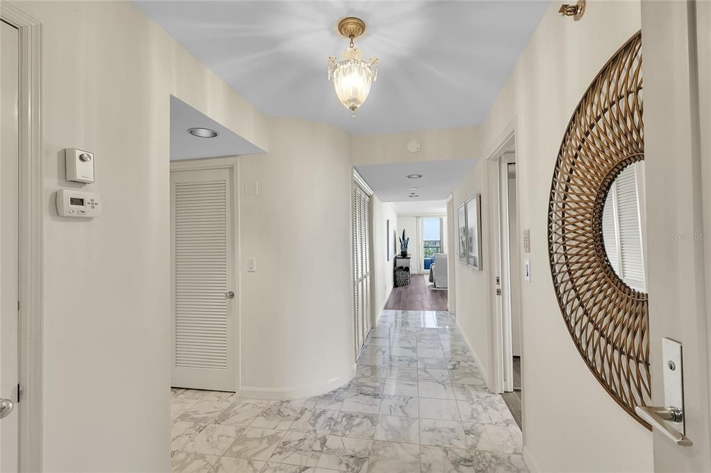 For Sale: $1,499,000 (2 beds, 2 baths, 1602 Square Feet)