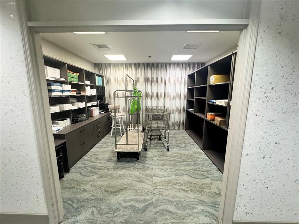 For Sale: $1,499,000 (2 beds, 2 baths, 1602 Square Feet)