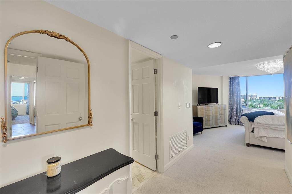 For Sale: $1,499,000 (2 beds, 2 baths, 1602 Square Feet)