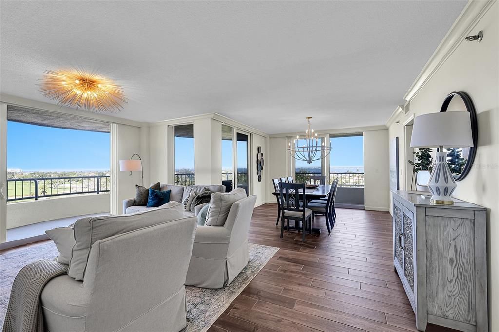 For Sale: $1,499,000 (2 beds, 2 baths, 1602 Square Feet)