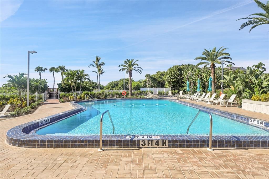 For Sale: $1,499,000 (2 beds, 2 baths, 1602 Square Feet)