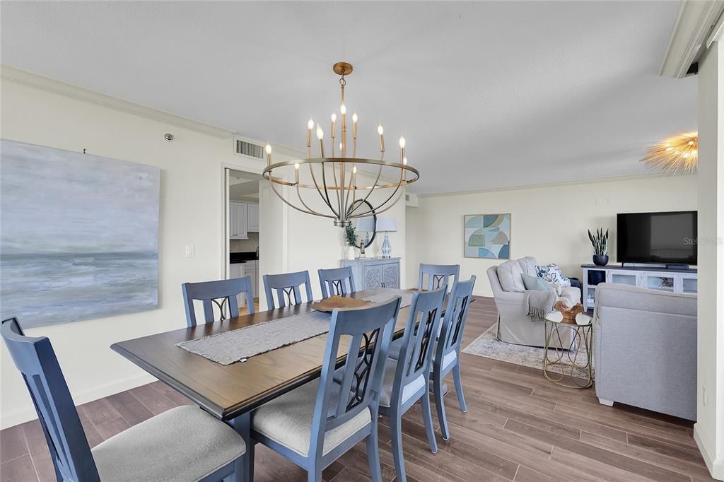 For Sale: $1,499,000 (2 beds, 2 baths, 1602 Square Feet)