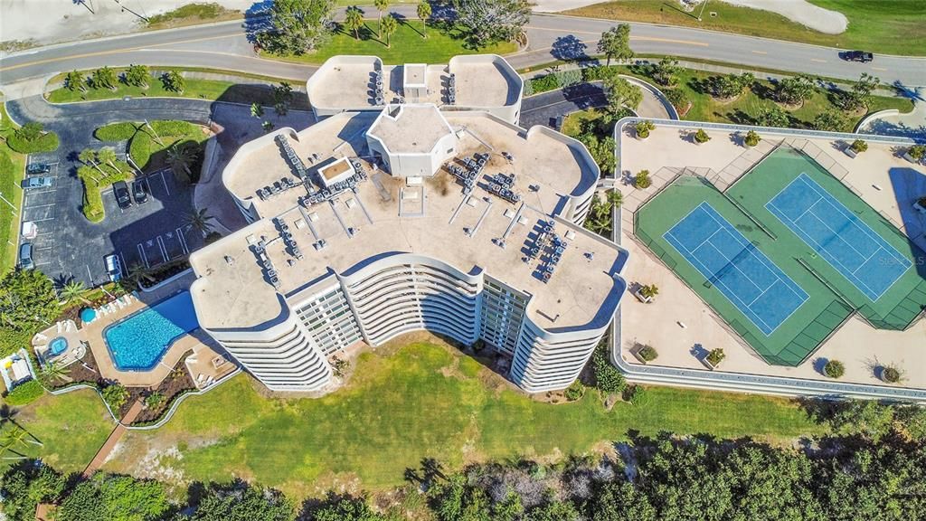 For Sale: $1,499,000 (2 beds, 2 baths, 1602 Square Feet)