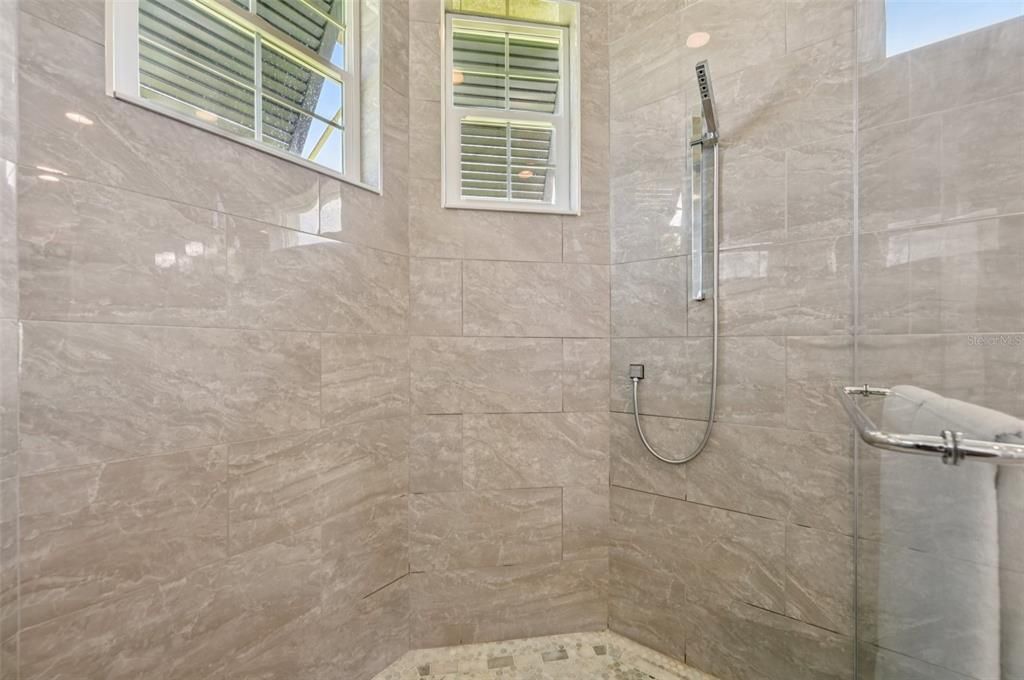 待售: $1,299,000 (3 贝兹, 3 浴室, 2320 平方英尺)