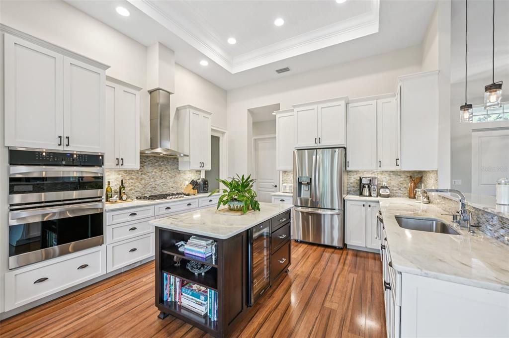 待售: $1,299,000 (3 贝兹, 3 浴室, 2320 平方英尺)