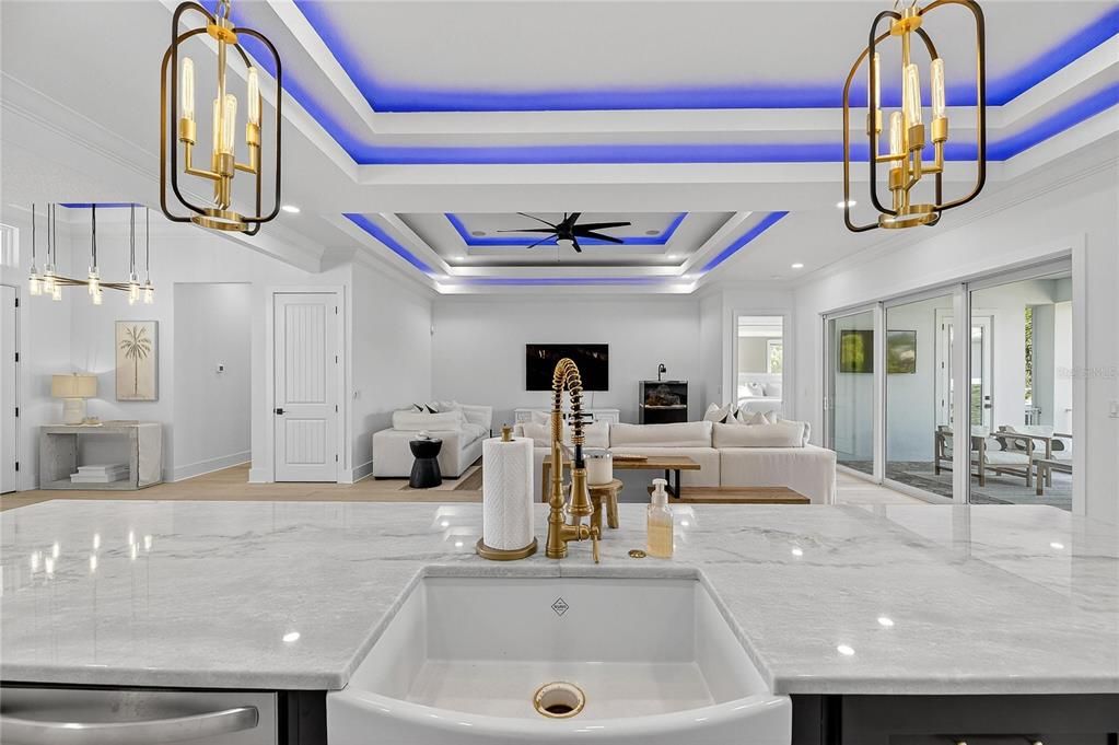 En Venta: $769,000 (4 camas, 3 baños, 2952 Pies cuadrados)