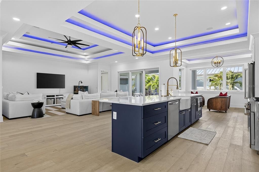 En Venta: $769,000 (4 camas, 3 baños, 2952 Pies cuadrados)