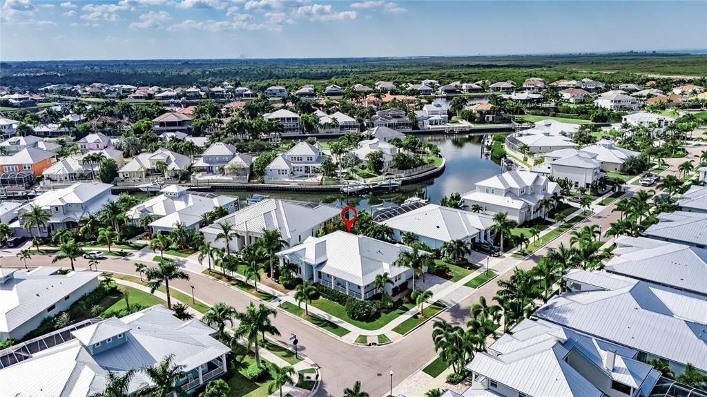 En Venta: $769,000 (4 camas, 3 baños, 2952 Pies cuadrados)