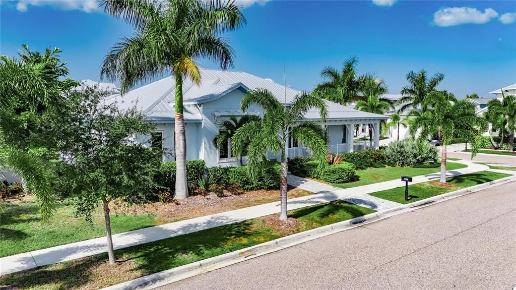 En Venta: $769,000 (4 camas, 3 baños, 2952 Pies cuadrados)