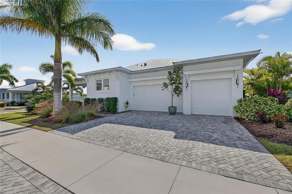 En Venta: $769,000 (4 camas, 3 baños, 2952 Pies cuadrados)