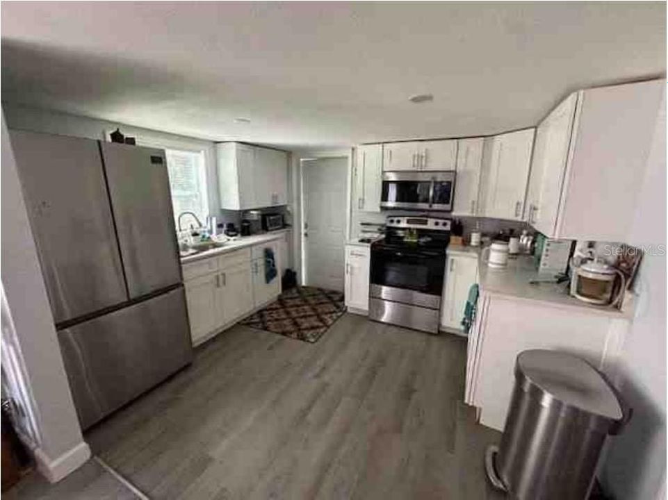 For Sale: $224,999 (2 beds, 2 baths, 770 Square Feet)