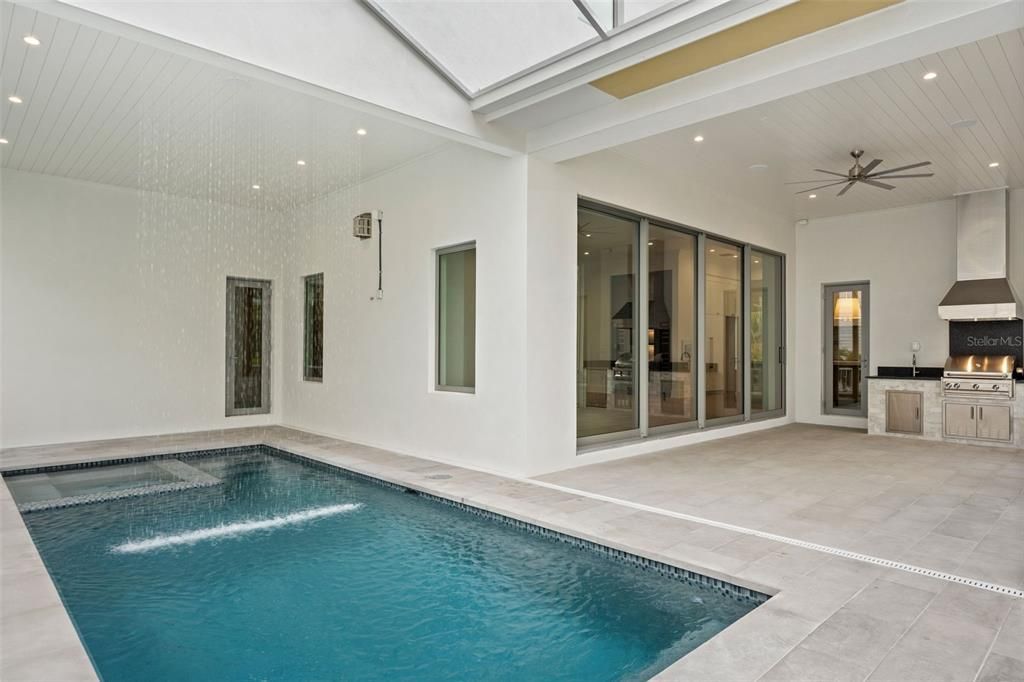 For Sale: $3,395,000 (5 beds, 5 baths, 5197 Square Feet)
