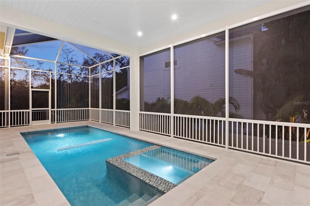 For Sale: $3,395,000 (5 beds, 5 baths, 5197 Square Feet)