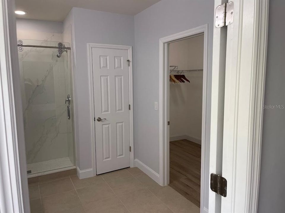 For Rent: $2,995 (3 beds, 2 baths, 1736 Square Feet)