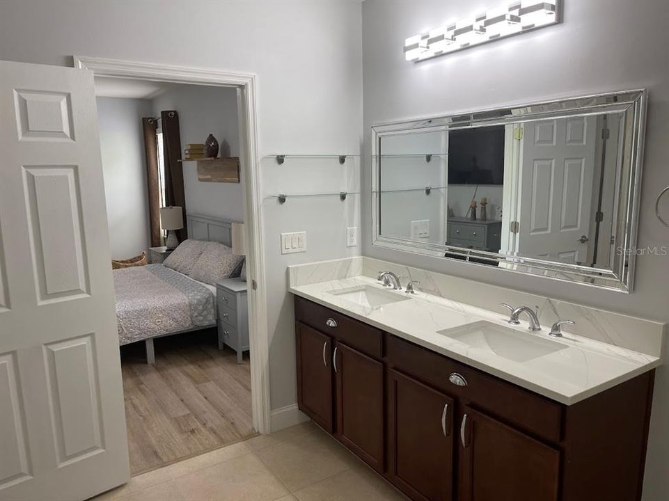 For Rent: $2,995 (3 beds, 2 baths, 1736 Square Feet)